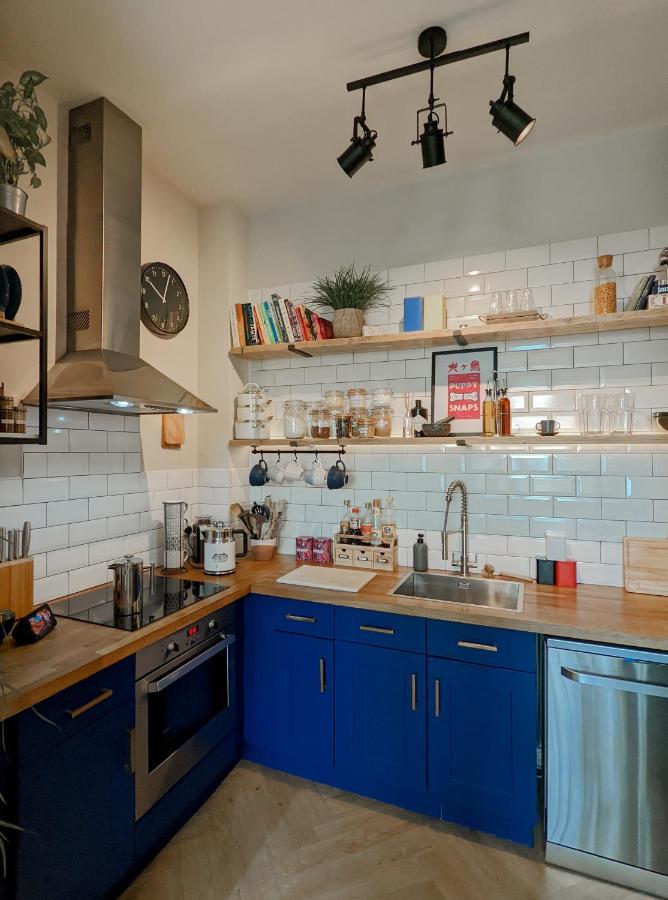 Spacious, Mid-Century 1 Bedroom Apartment Quedgeley Zewnętrze zdjęcie